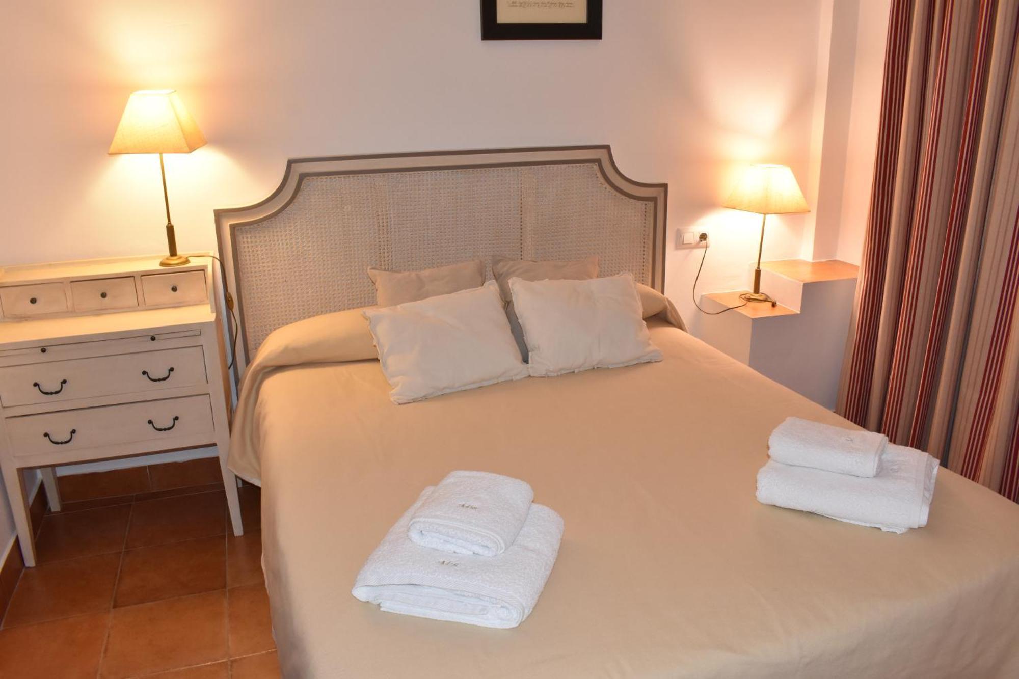 Casa Rural Almonaster La Real, Marques De Robledal מראה חיצוני תמונה